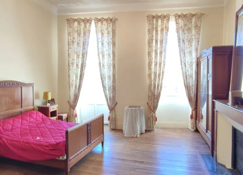 Maison à vendre, 247m², Vic-en-Bigorre