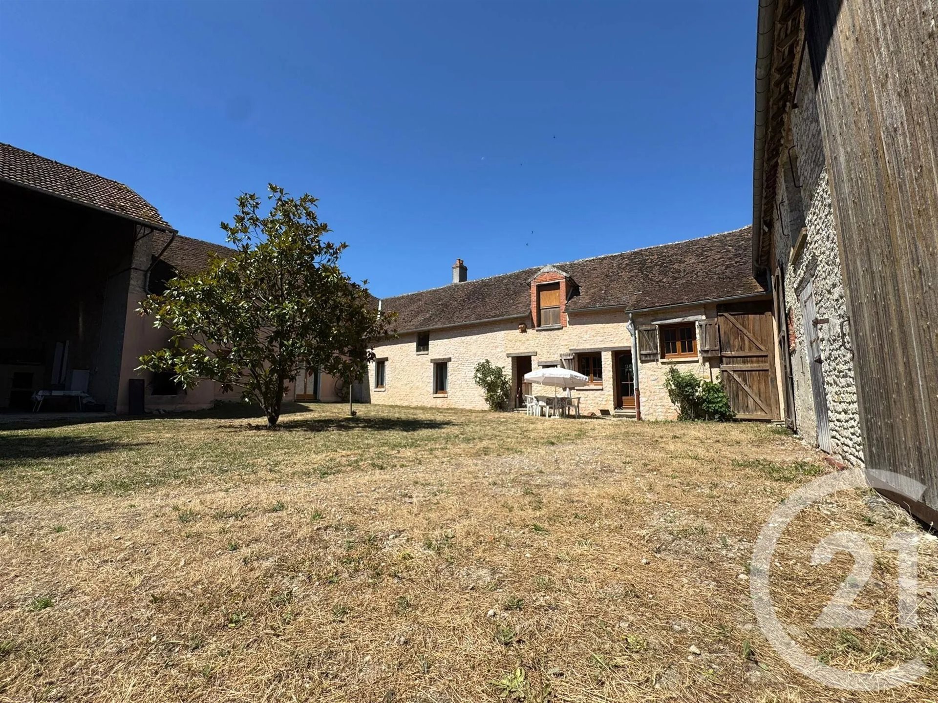 Maison à vendre, 220m², Boynes