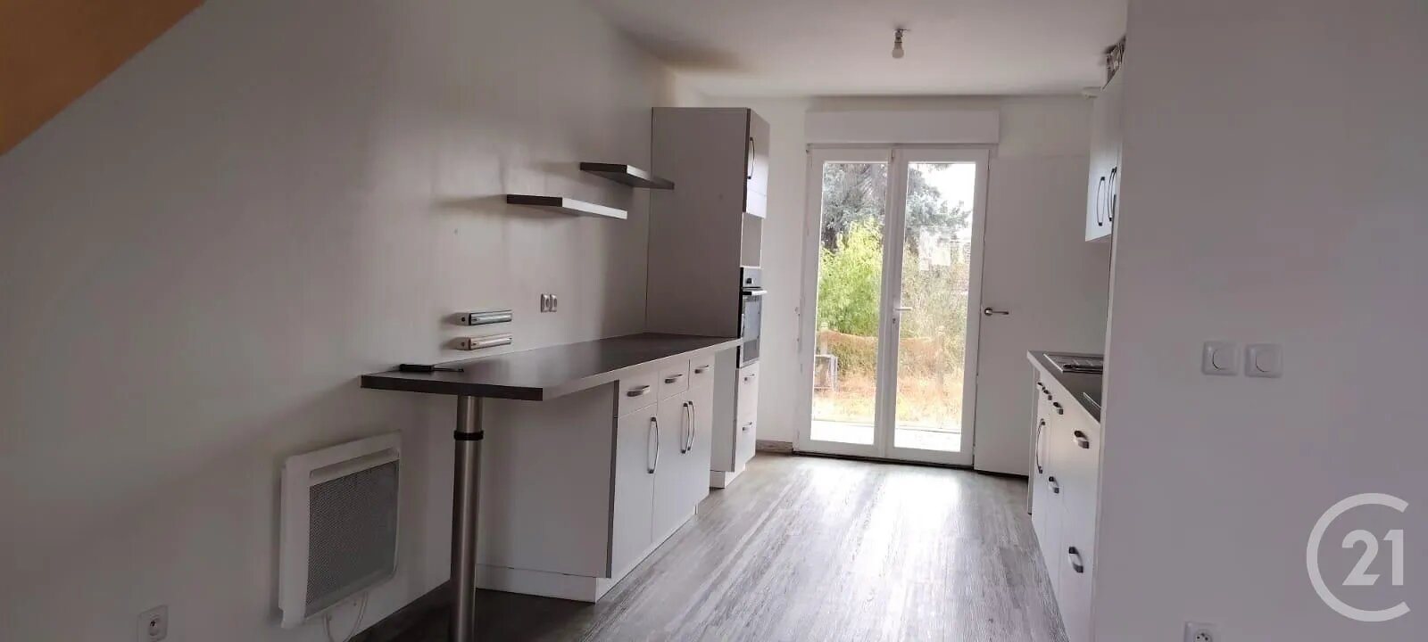 Maison à vendre, 87m², Sermaises