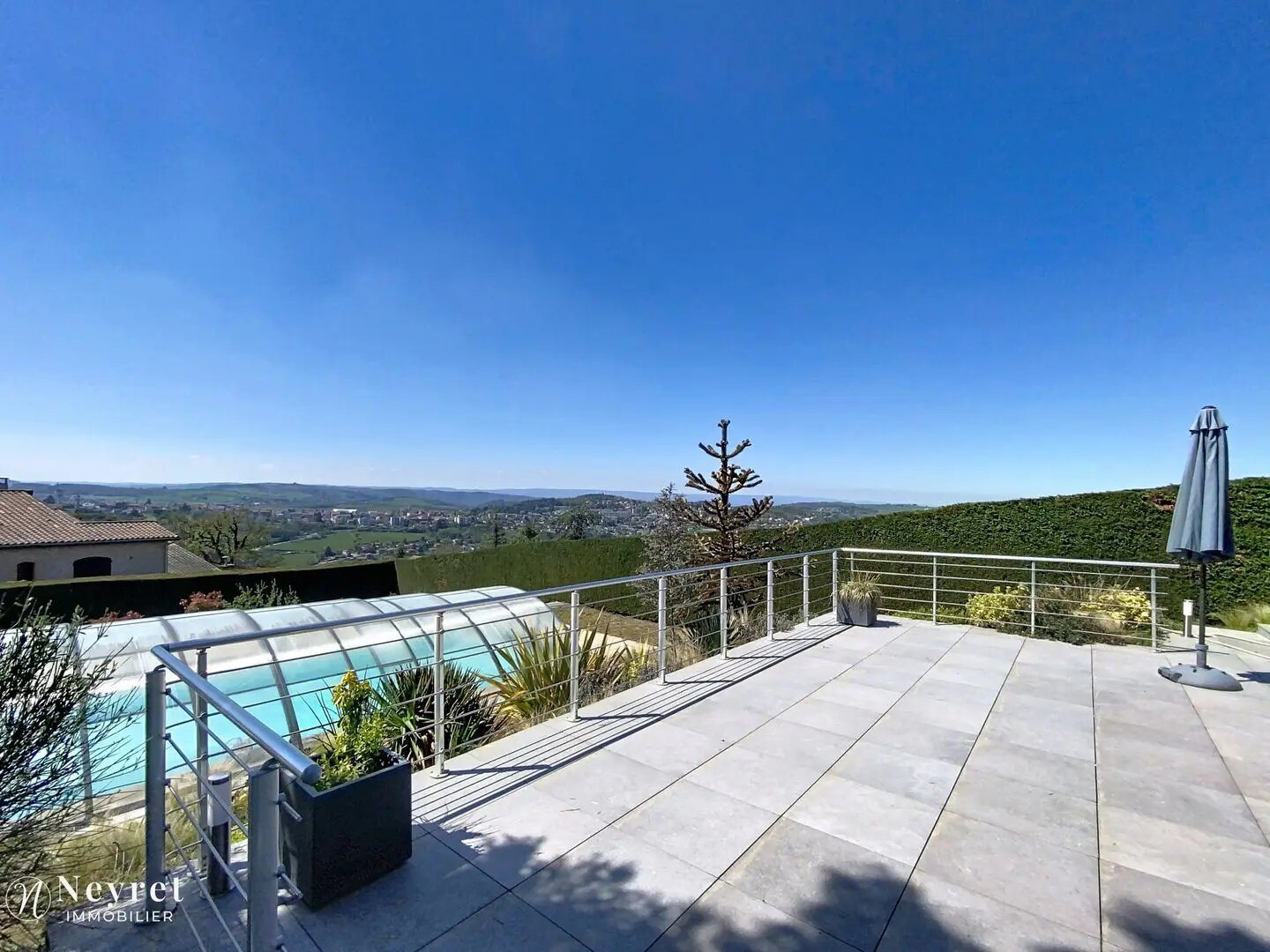 Maison à vendre, 280m², Saint-Genest-Lerpt