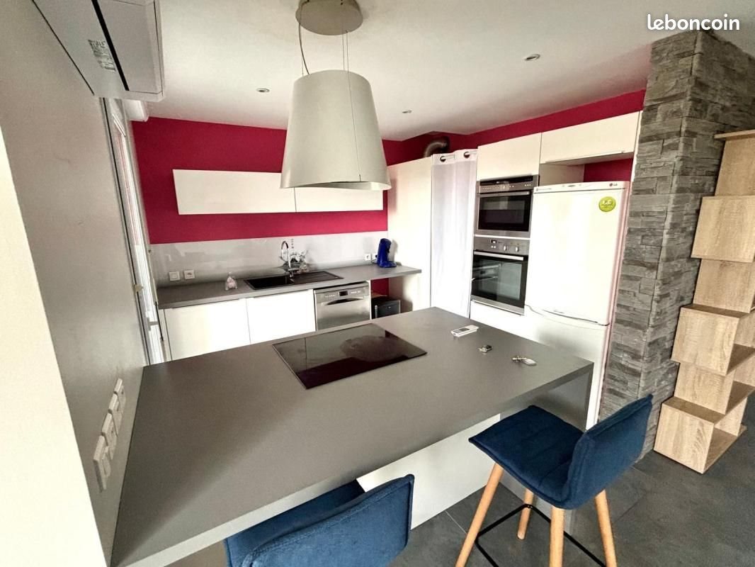 Appartement à louer, 68m², Lyon 8ème