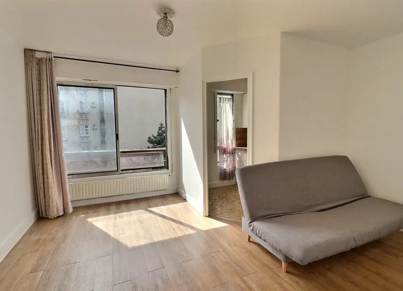 Appartement à louer, 24m², Paris 19ème