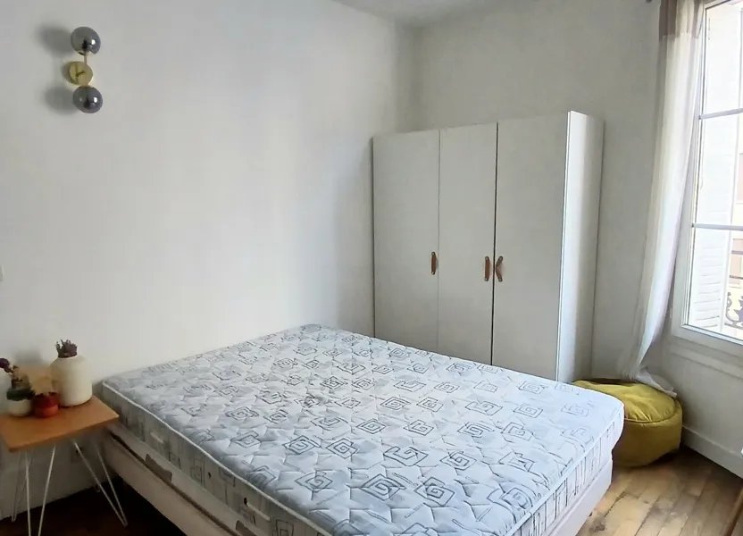 Appartement à louer, 29m², Paris 18ème