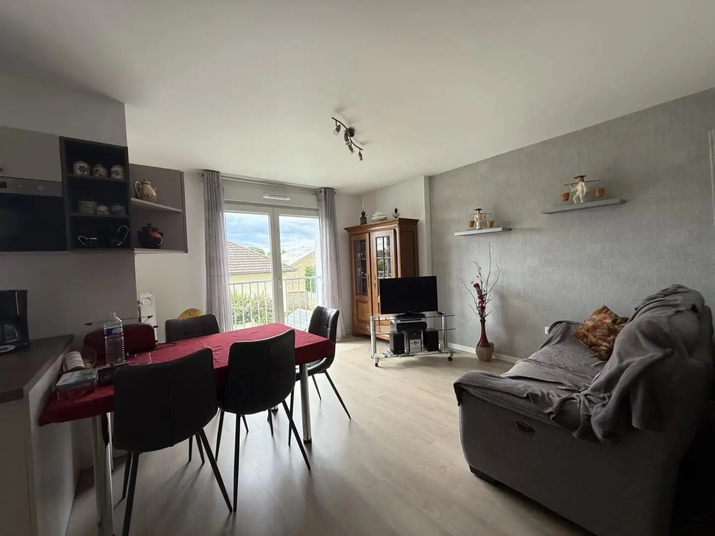 Appartement à vendre, 75m², Egly