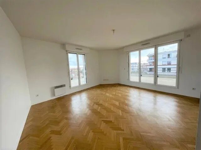 Appartement à louer, 68m², Colombes