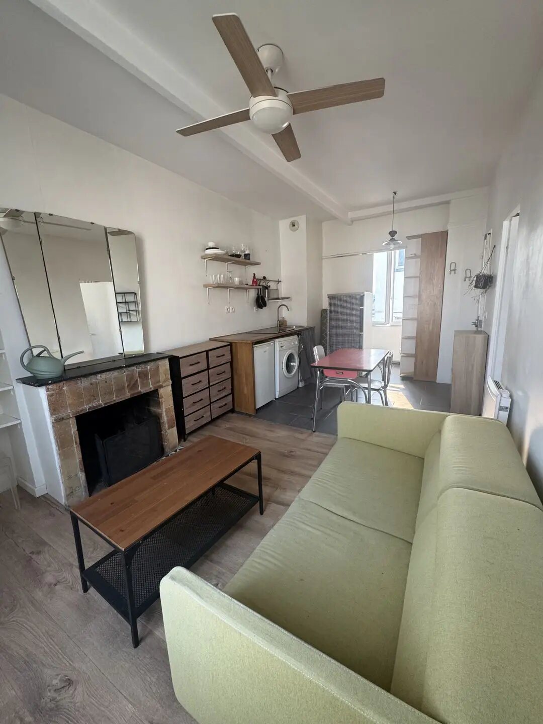 Appartement à louer, 27m², Paris 10ème