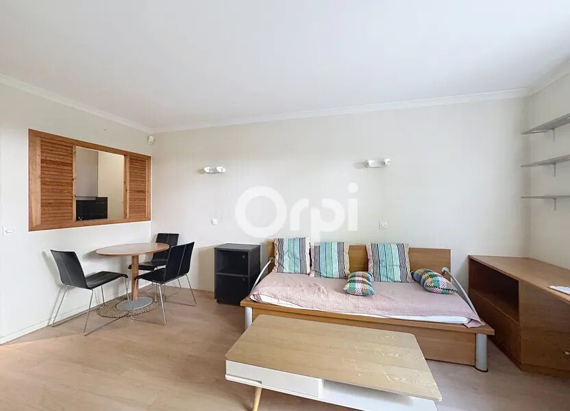 Appartement à louer, 32m², Issy-les-Moulineaux