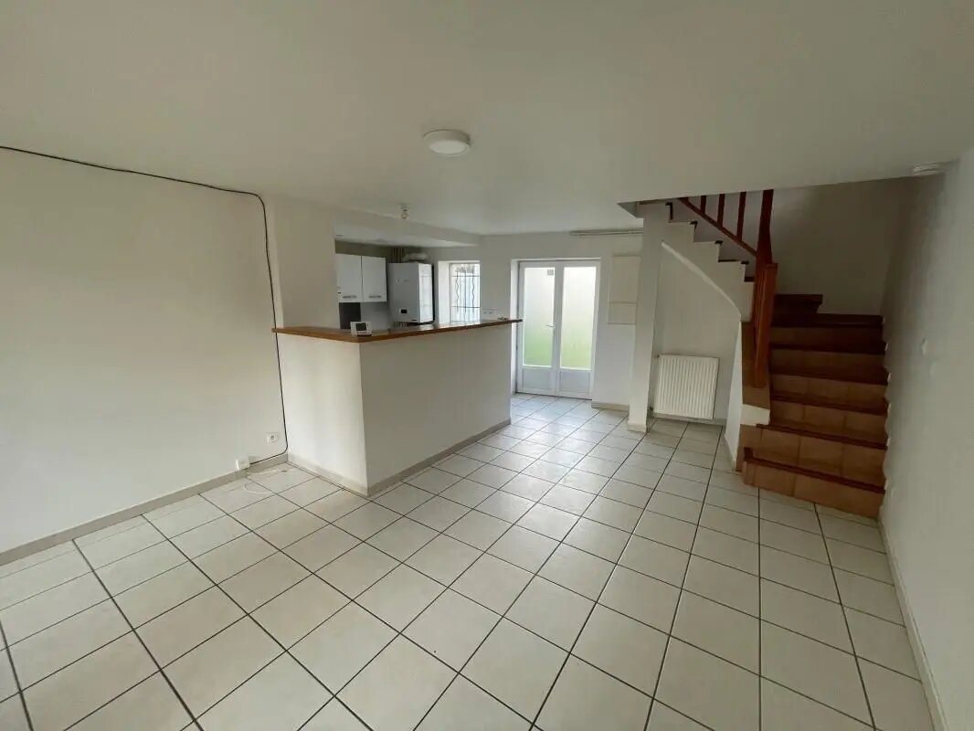 Maison à louer, 70m², Chambry