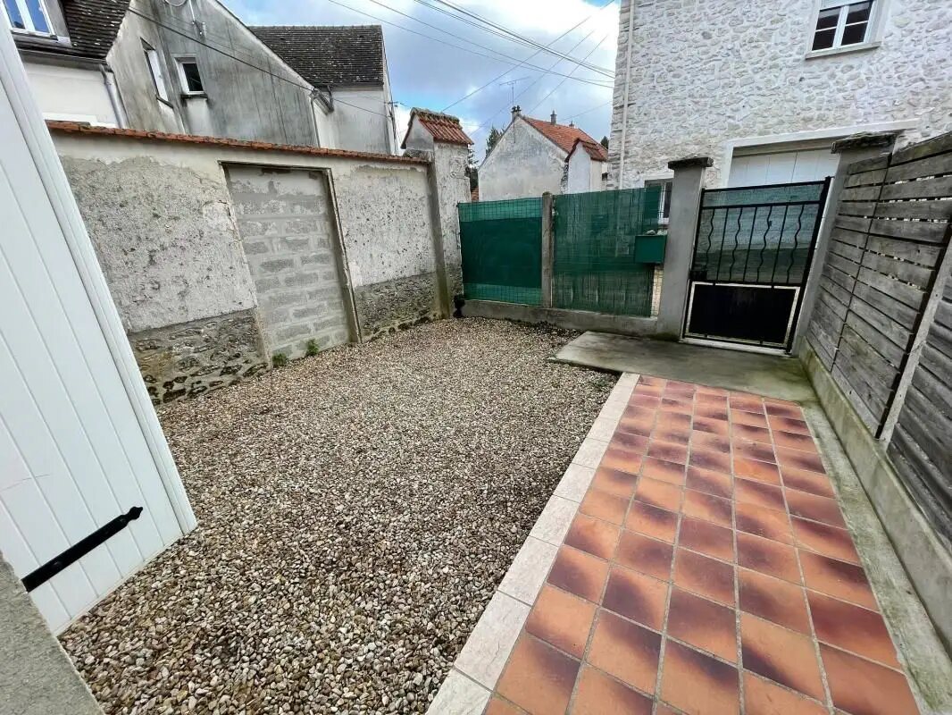 Maison à louer, 70m², Chambry
