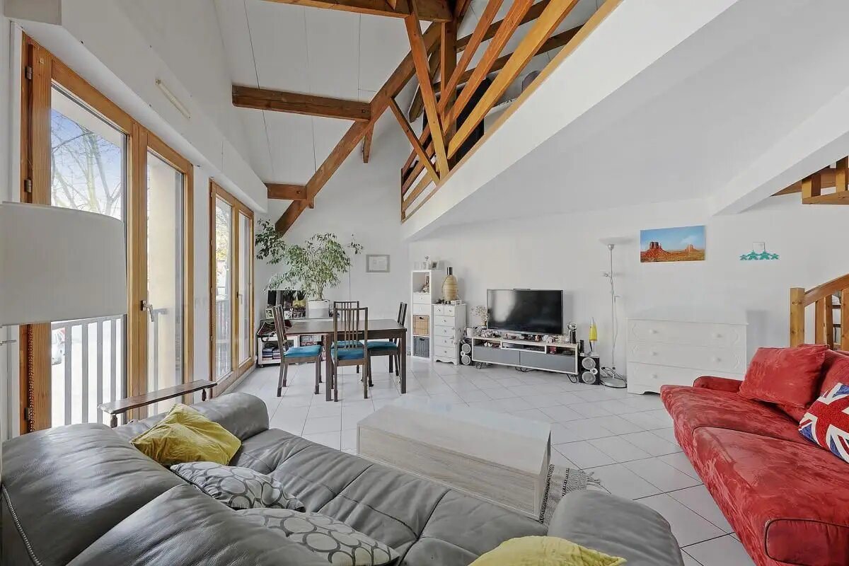 Appartement à vendre, 70m², Saint-Thibault-des-Vignes