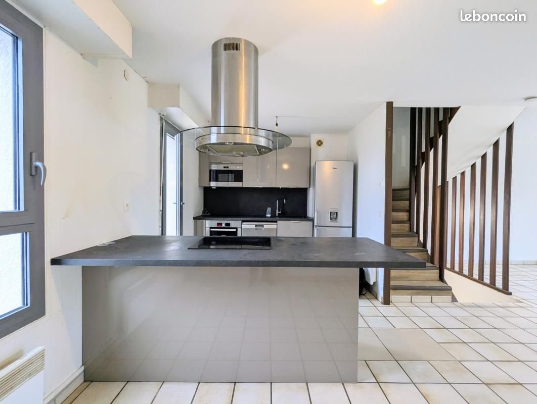 Maison à vendre, 111m², Saint-Thibault-des-Vignes