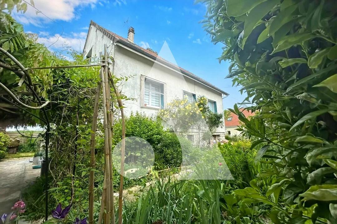 Maison à vendre, 103m², Pécy