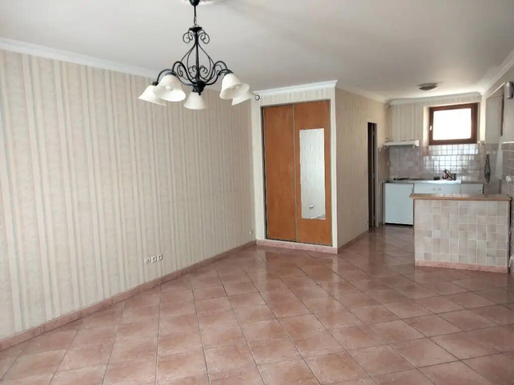 Appartement à louer, 35m², Nemours