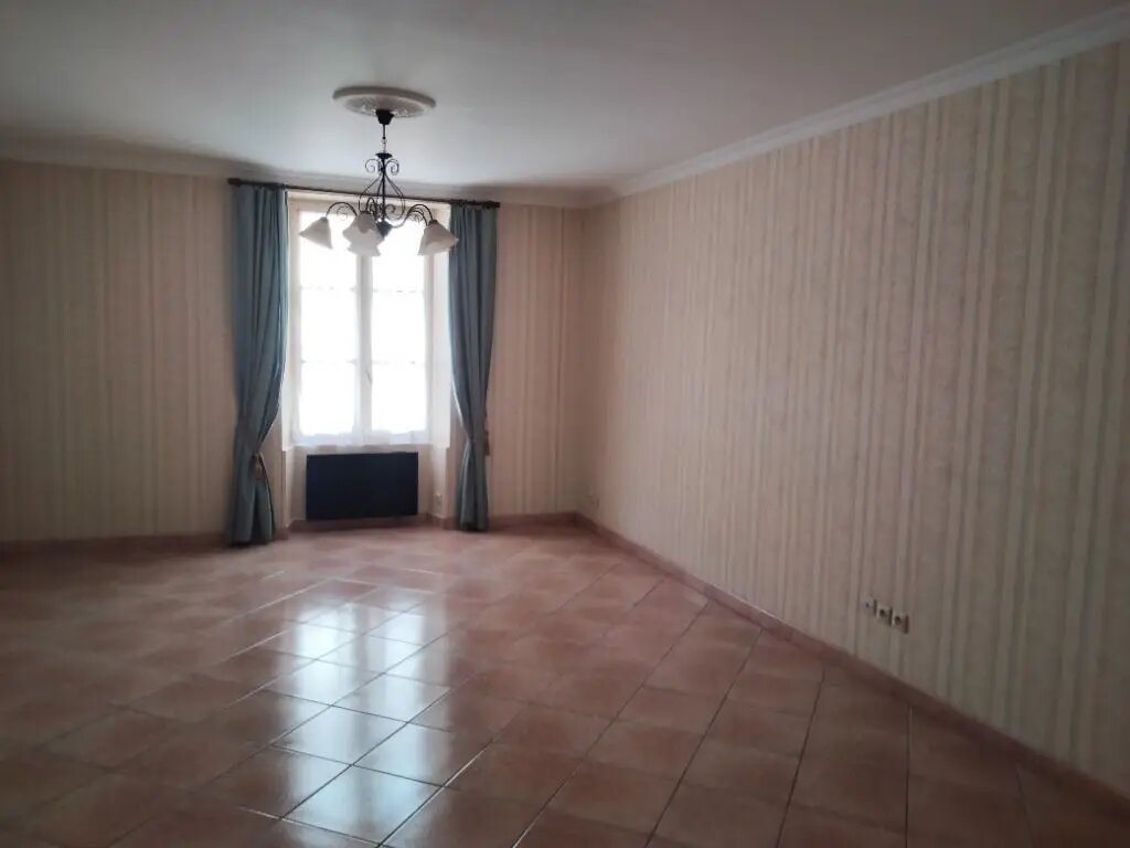 Appartement à louer, 35m², Nemours