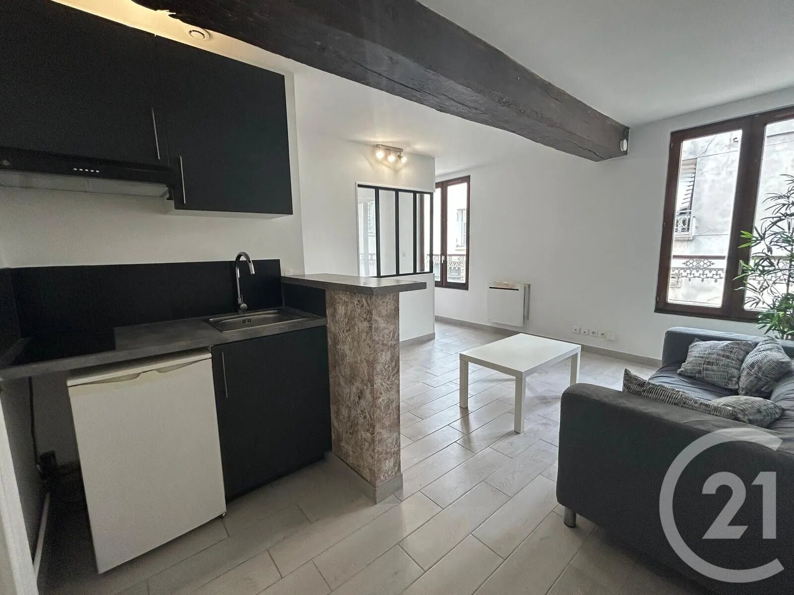 Appartement à louer, 30m², Brie-Comte-Robert