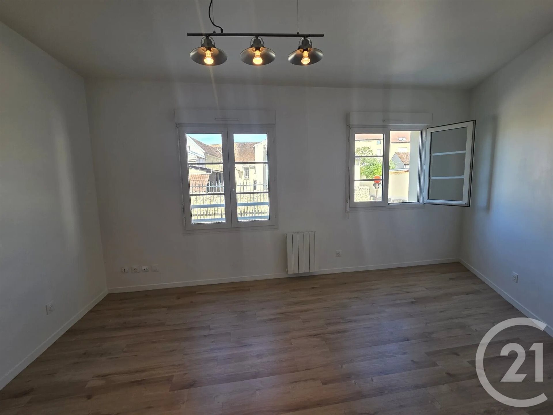 Appartement à louer, 24m², Brie-Comte-Robert