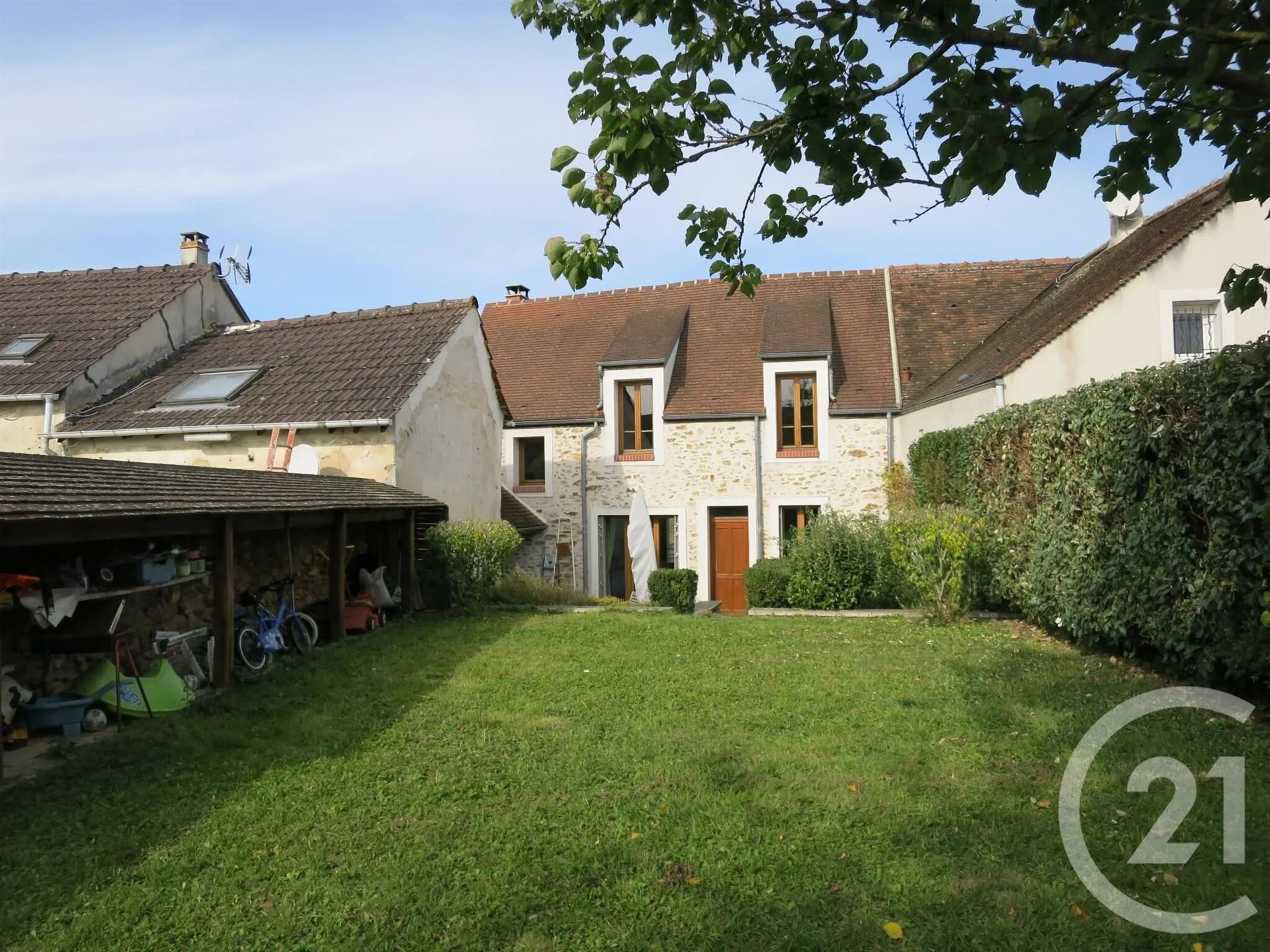 Maison à louer, 80m², Ozouer-le-Voulgis