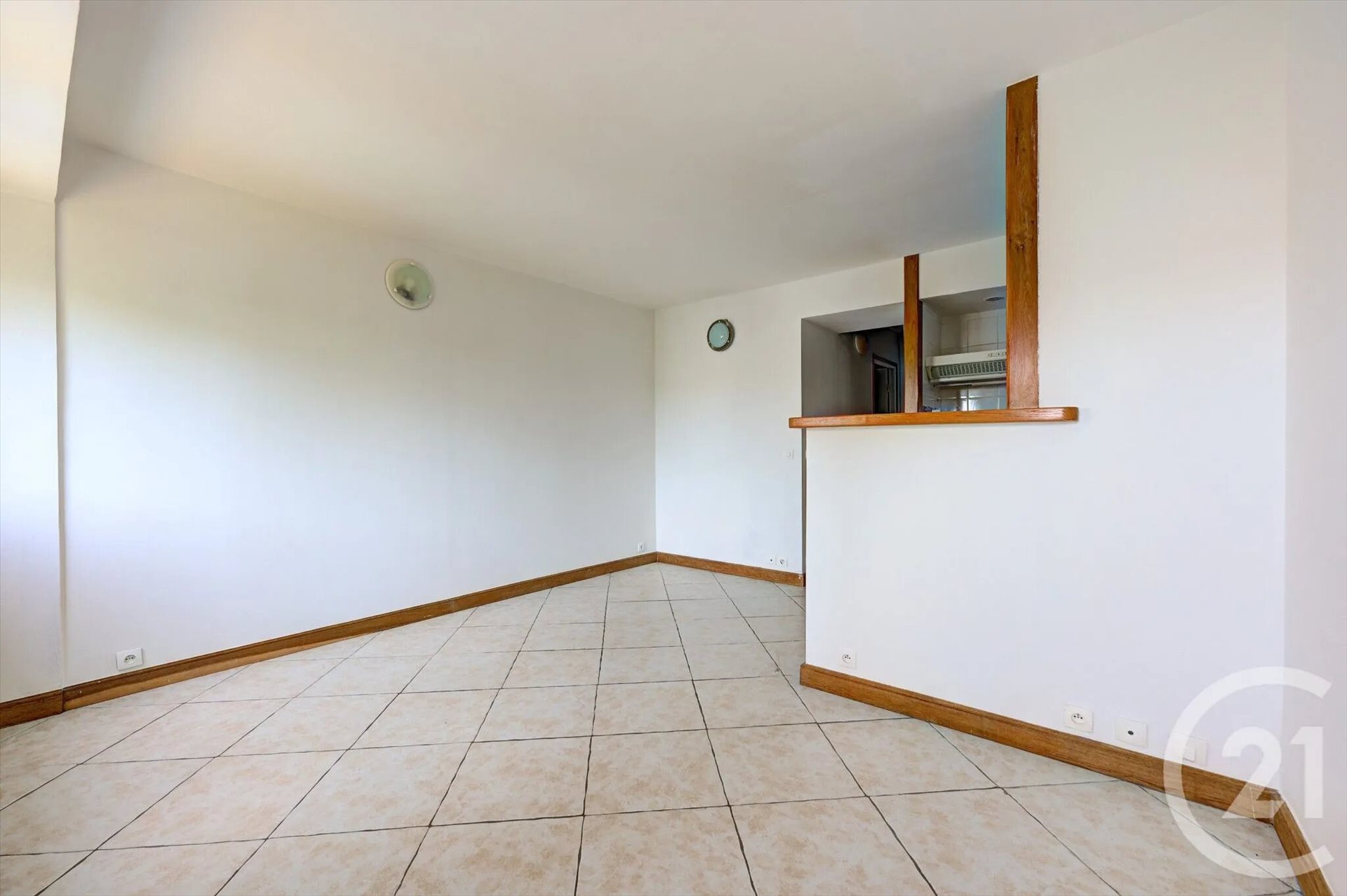 Appartement à vendre, 29m², Boussy-Saint-Antoine