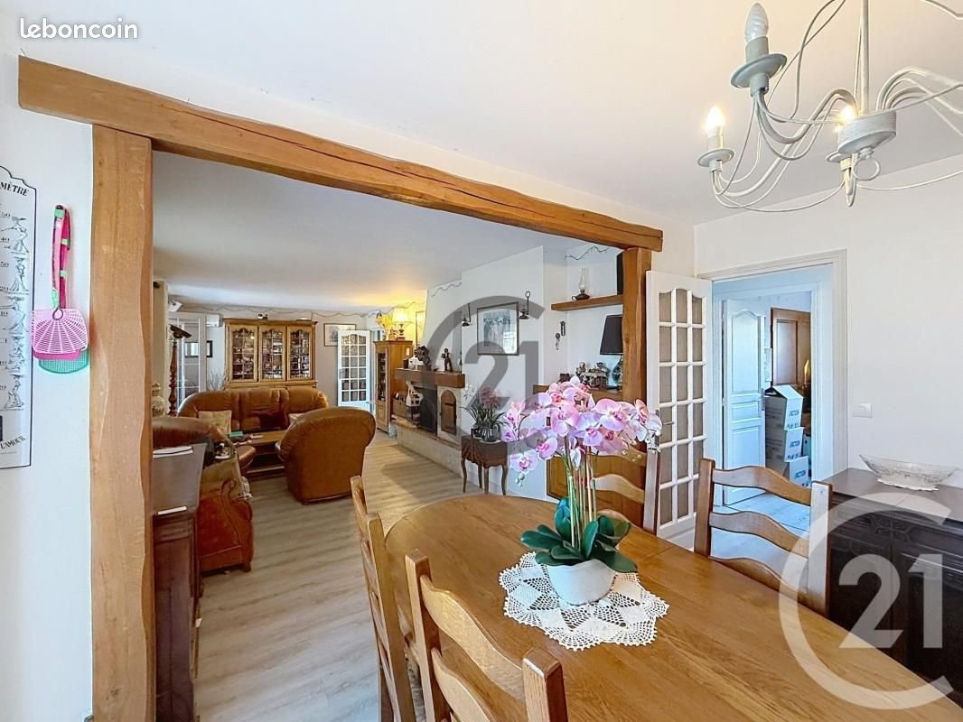 Maison à vendre, 157m², Varennes-Jarcy