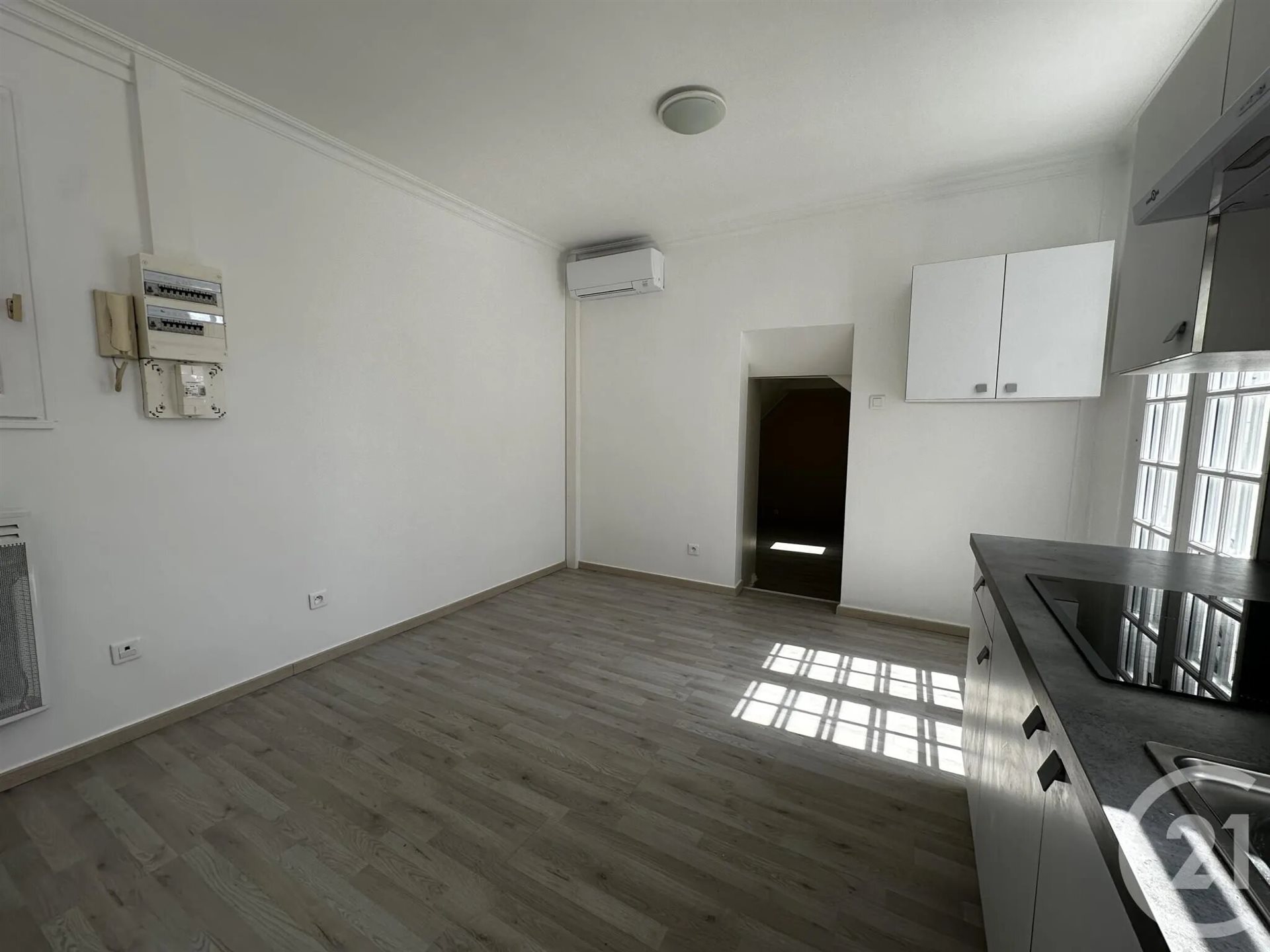 Appartement à louer, 21m², Brie-Comte-Robert
