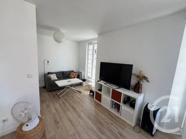 Appartement à louer, 30m², Brie-Comte-Robert