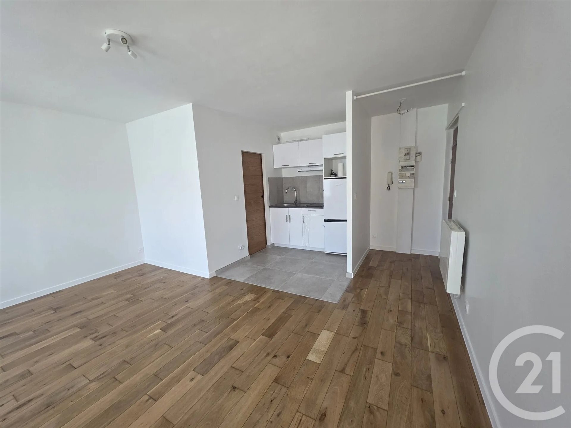 Appartement à louer, 28m², Brie-Comte-Robert