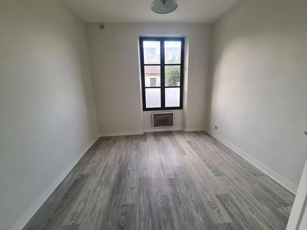 Appartement à louer, 19m², Barbizon