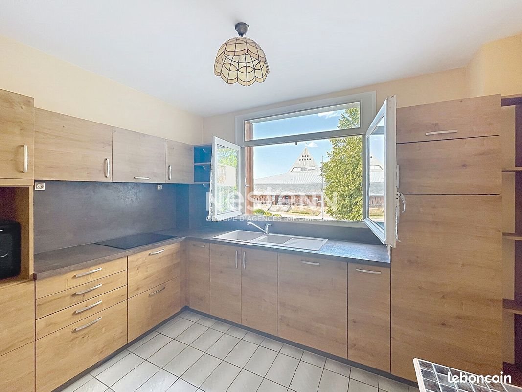 Appartement à vendre, 107m², Saint-Fargeau-Ponthierry