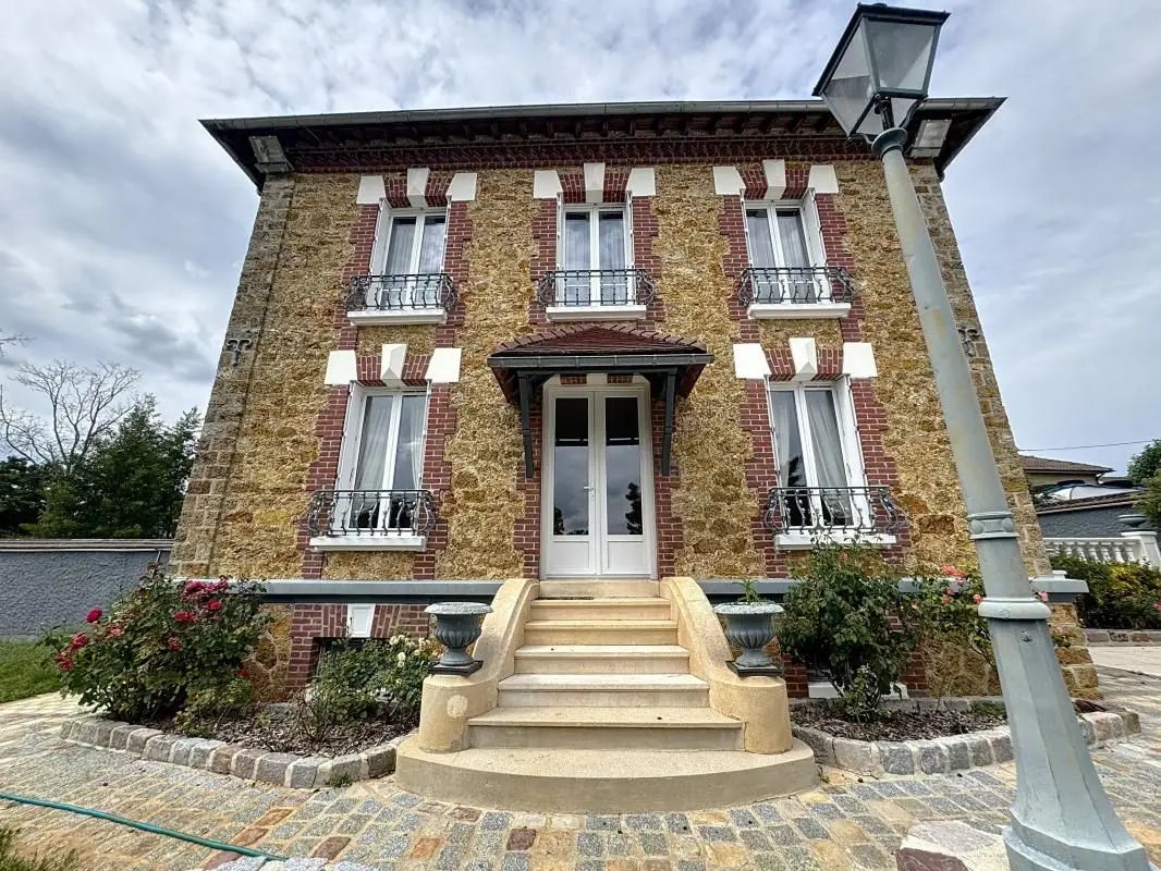 Maison à vendre, 133m², Fontenay-Trésigny