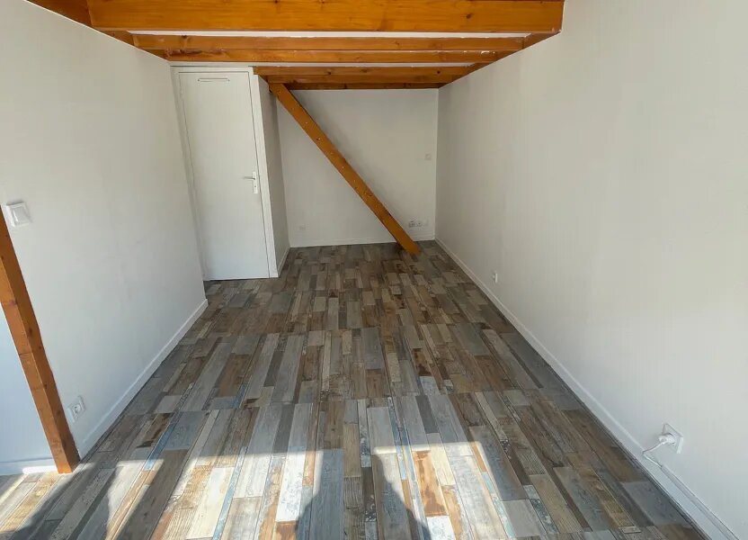 Appartement à louer, 27m², Coulommiers