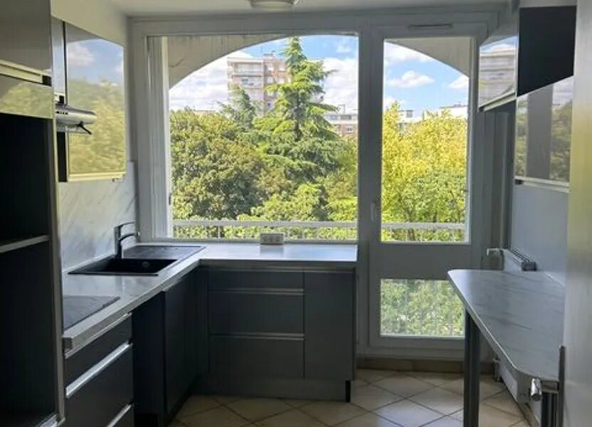 Appartement à louer, 62m², Chelles