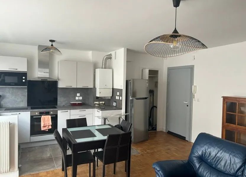 Appartement à louer, 48m², Chelles