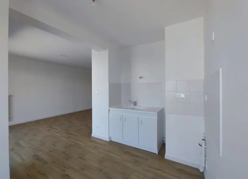 Appartement à louer, 74m², Chelles