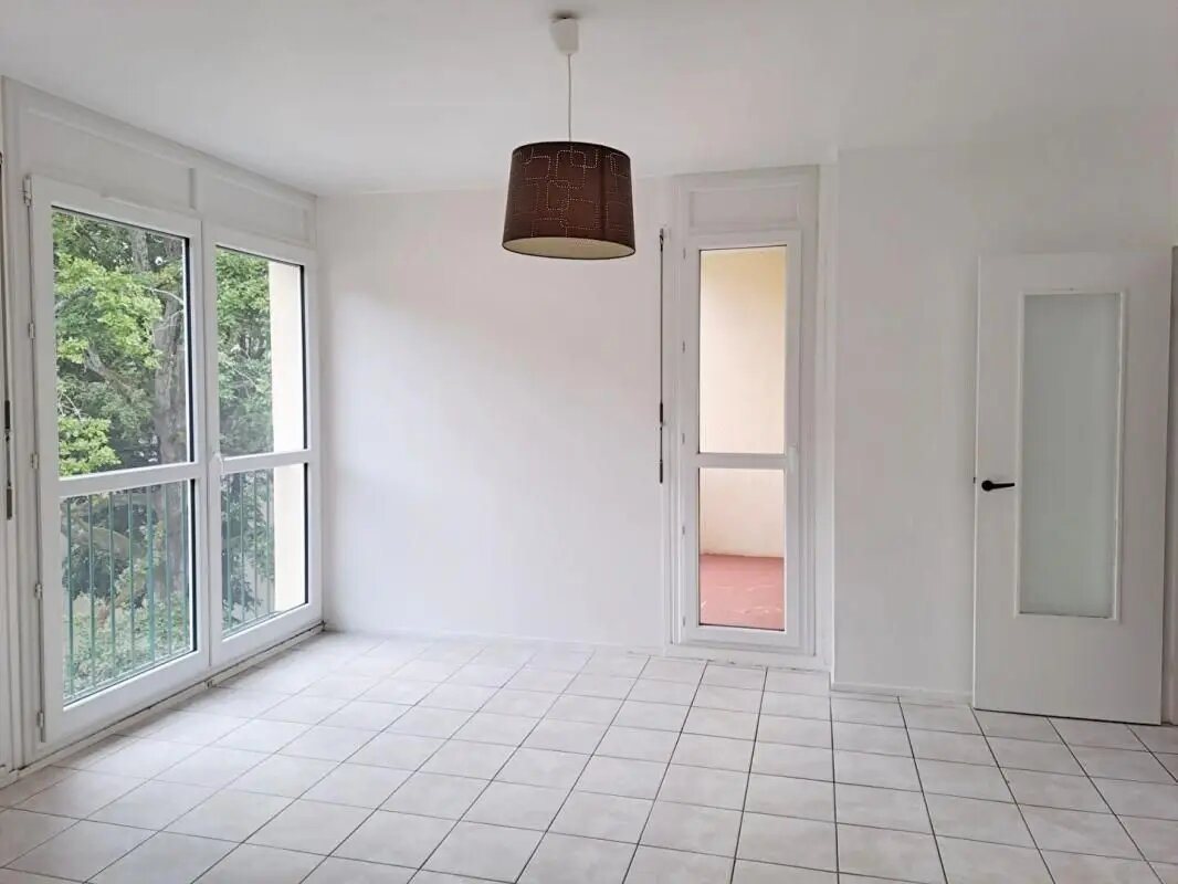 Appartement à louer, 59m², Avon