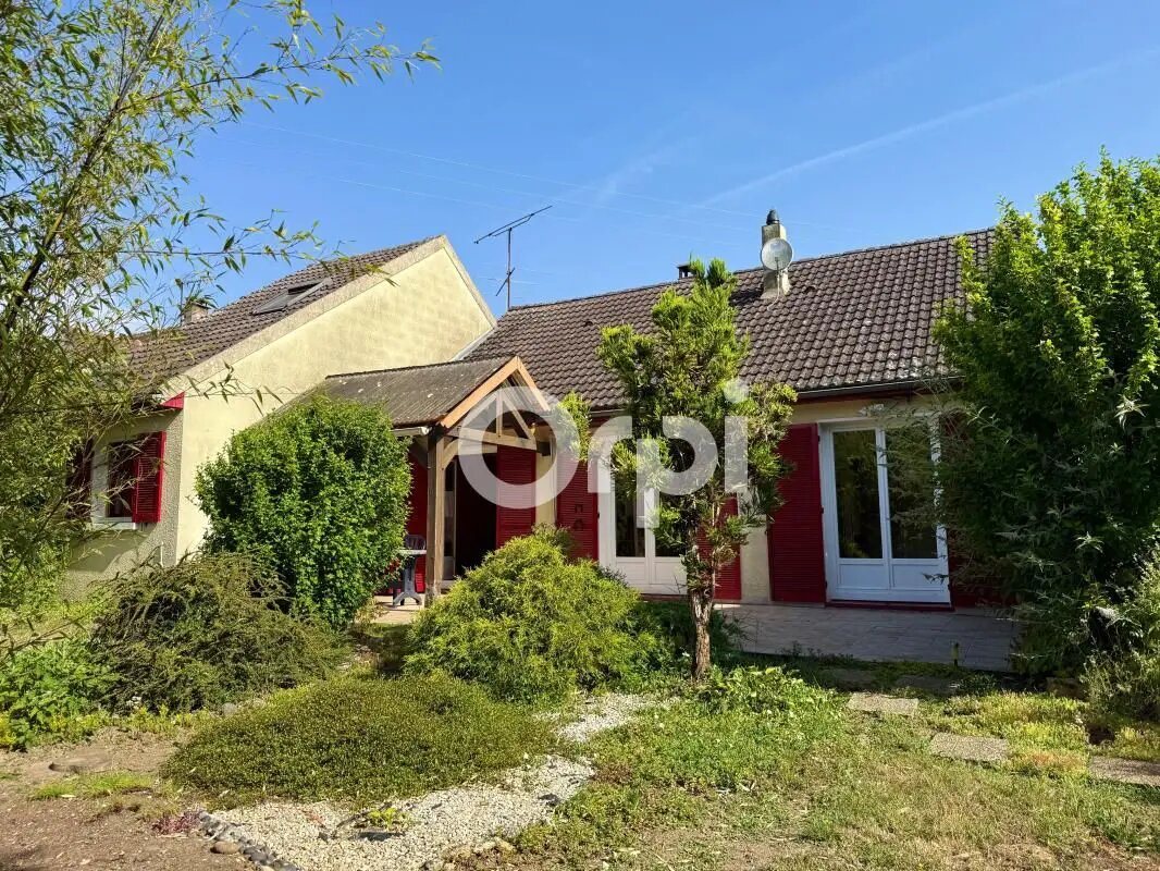 Maison à vendre, 114m², Dormelles
