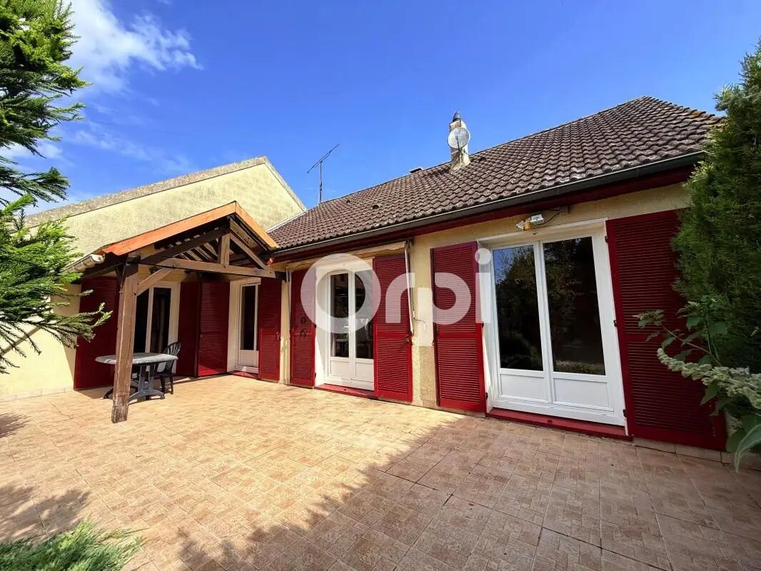 Maison à vendre, 114m², Dormelles