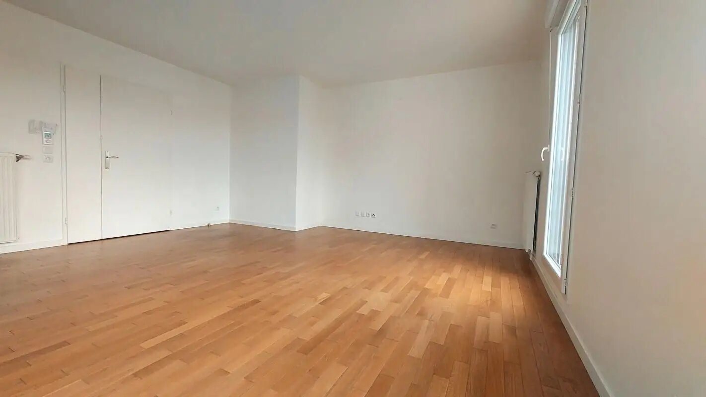 Appartement à louer, 61m², Villecresnes