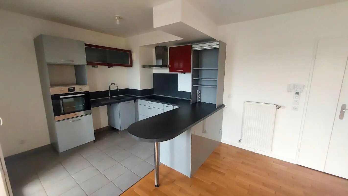 Appartement à louer, 61m², Villecresnes