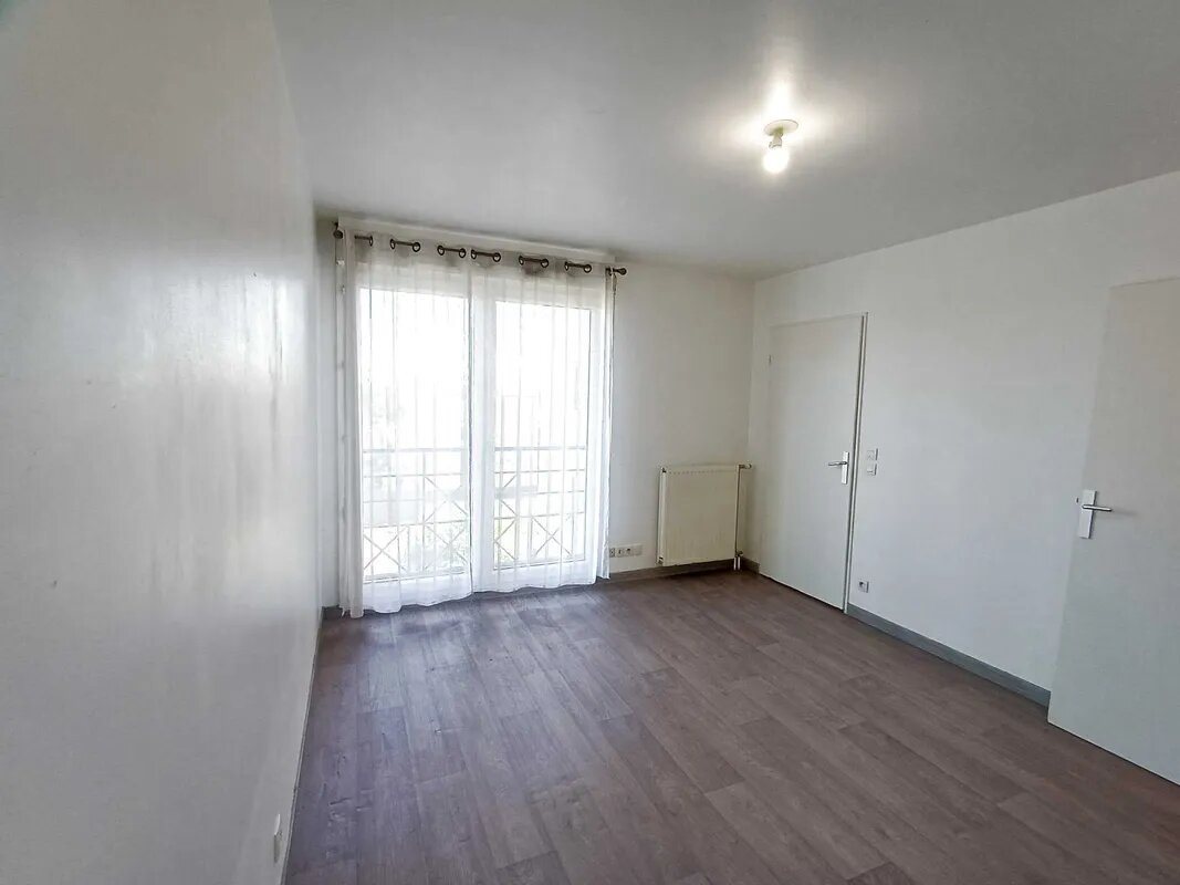 Appartement à louer, 22m², Cergy