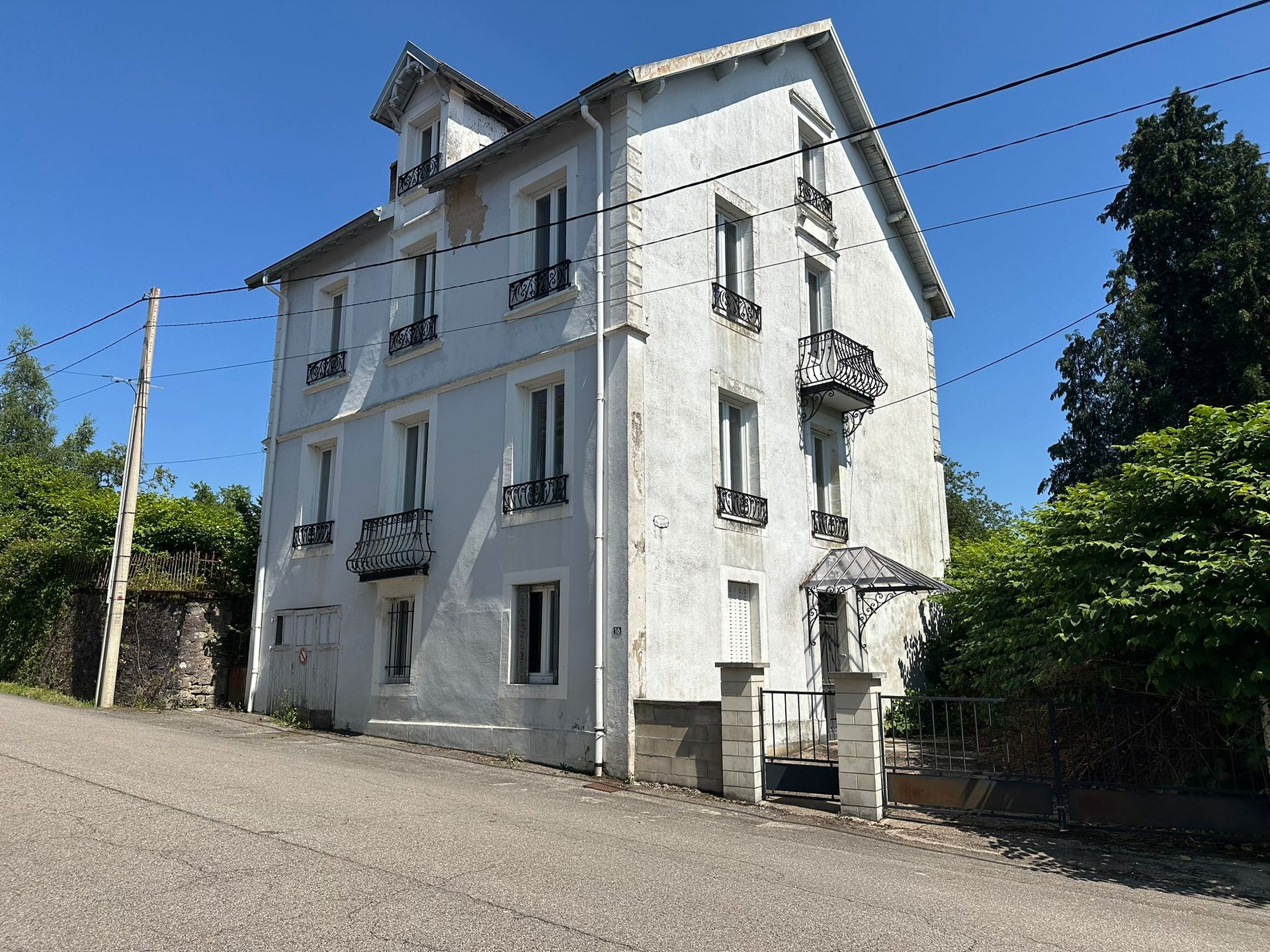 Maison à vendre, 185m², La Vôge-les-Bains