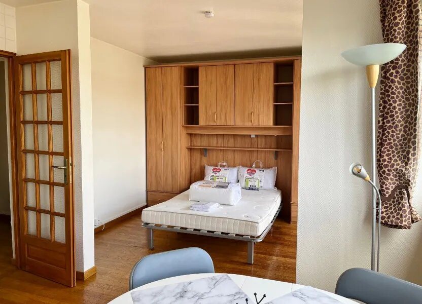 Appartement à louer, 25m², Le Chesnay