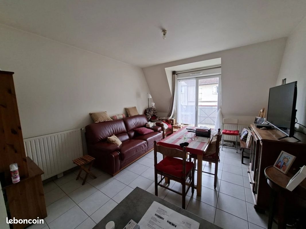 Appartement à louer, 55m², Ivry-la-Bataille