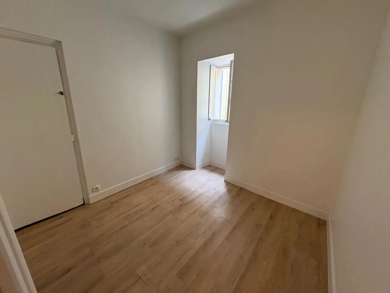 Appartement à louer, NaNm², Houdan