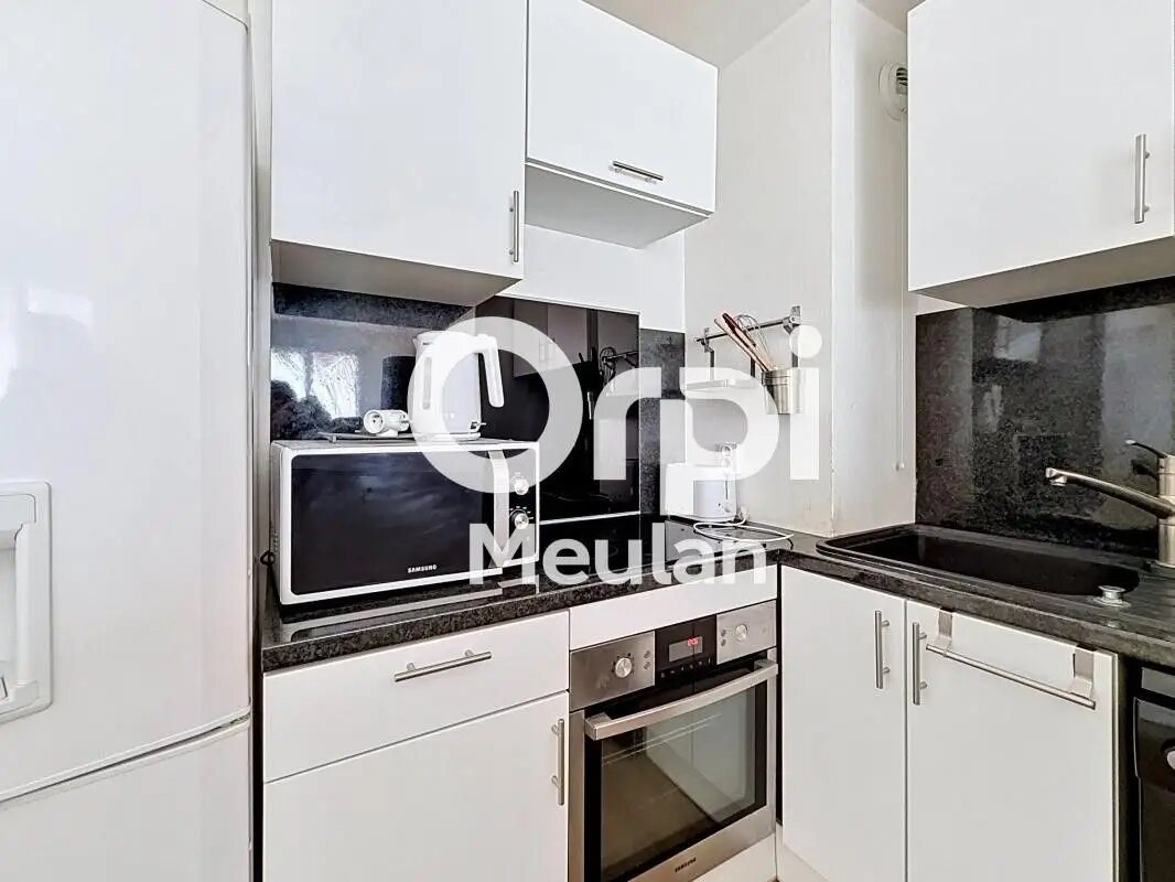 Appartement à louer, 37m², Cergy