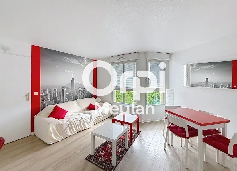 Appartement à louer, 37m², Cergy