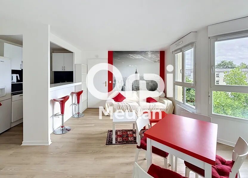 Appartement à louer, 37m², Cergy
