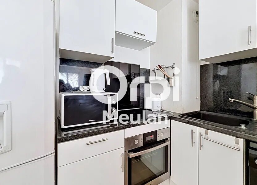 Appartement à louer, 37m², Cergy