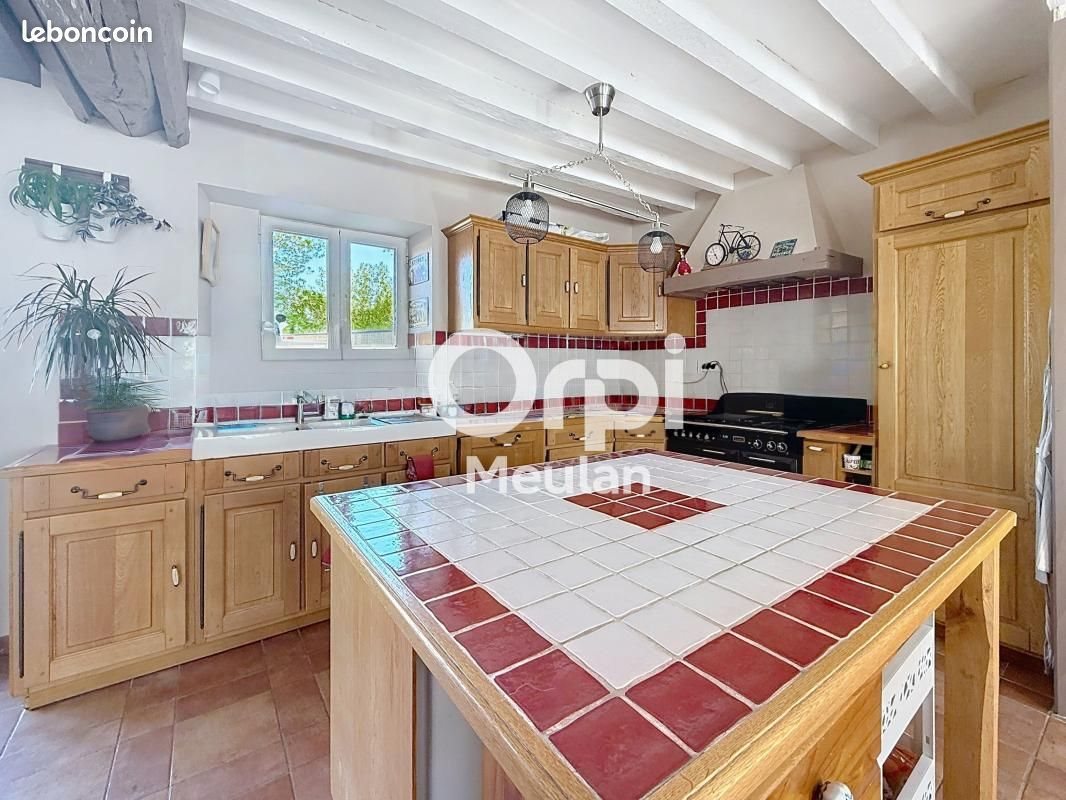 Maison à vendre, 210m², Arthies
