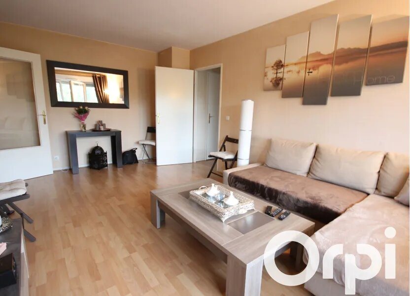 Appartement à louer, 43m², Elancourt