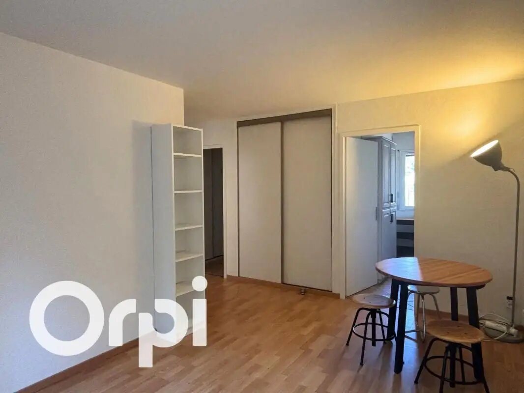 Appartement à louer, 39m², Elancourt